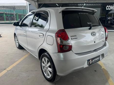 TOYOTA Etios Hatch 1.5 16V 4P FLEX X PLUS, Foto 2
