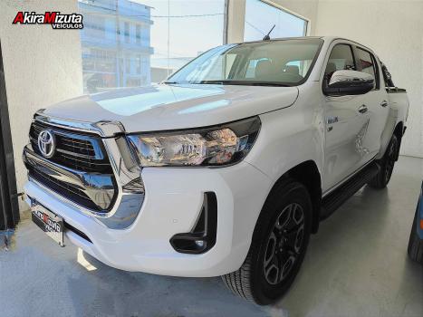 TOYOTA Hilux Caminhonete 2.7 16V 4P SRV FLEX CABINE DUPLA AUTOMTICO, Foto 2