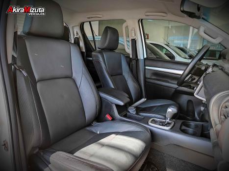 TOYOTA Hilux Caminhonete 2.7 16V 4P SRV FLEX CABINE DUPLA AUTOMTICO, Foto 8