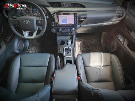 TOYOTA Hilux Caminhonete 2.7 16V 4P SRV FLEX CABINE DUPLA AUTOMTICO, Foto 13