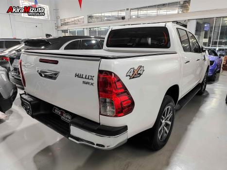 TOYOTA Hilux Caminhonete 2.8 16V SRX 4X4 DIESEL CABINE DUPLA AUTOMTICO, Foto 2