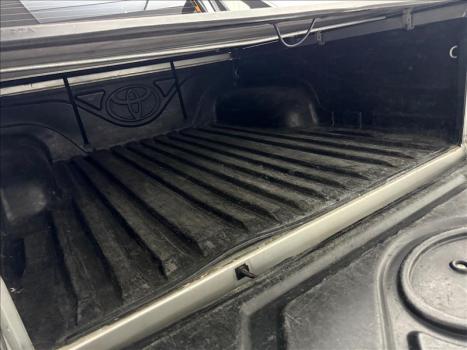 TOYOTA Hilux Caminhonete 2.7 16V 4P SRV FLEX 4X4  CABINE DUPLA AUTOMTICO, Foto 9