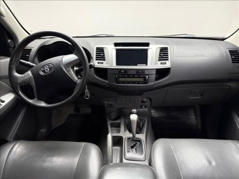 TOYOTA Hilux Caminhonete 2.7 16V 4P SRV FLEX 4X4  CABINE DUPLA AUTOMTICO, Foto 12