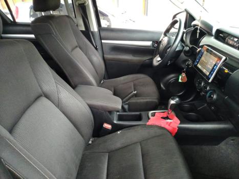 TOYOTA Hilux Caminhonete 2.7 16V 4P SR FLEX CABINE DUPLA AUTOMTICO, Foto 12