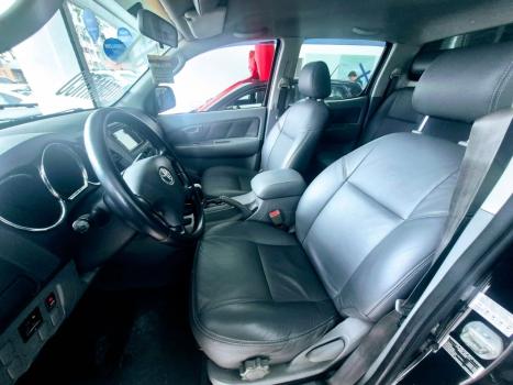 TOYOTA Hilux Caminhonete 3.0 16V 4P 4X4 SRV TURBO DIESEL CABINE DUPLA AUTOMTICO, Foto 2
