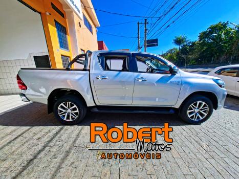 TOYOTA Hilux Caminhonete 2.7 16V 4P SRV FLEX CABINE DUPLA AUTOMTICO, Foto 12