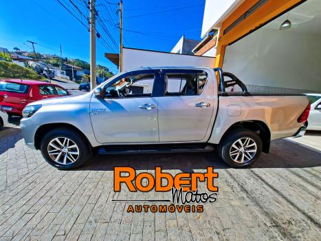 TOYOTA Hilux Caminhonete 2.7 16V 4P SRV FLEX CABINE DUPLA AUTOMTICO, Foto 13