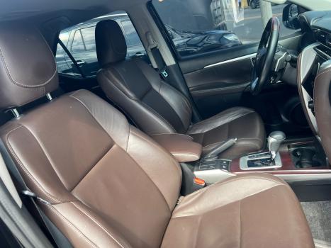 TOYOTA Hilux SW4 2.7 16V 4P FLEX SRV 7 LUGARES AUTOMTICO, Foto 10