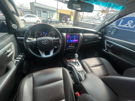 TOYOTA Hilux SW4 2.7 16V 4P FLEX SRV 7 LUGARES AUTOMTICO, Foto 19