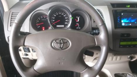 TOYOTA Hilux SW4 3.0 16V 4P SRV 4X4 TURBO DIESEL AUTOMTICO, Foto 9