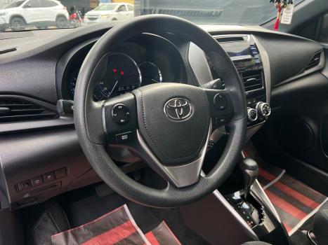 TOYOTA Yaris Hatch 1.3 16V 4P FLEX XL MULTIDRIVE AUTOMTICO CVT, Foto 10