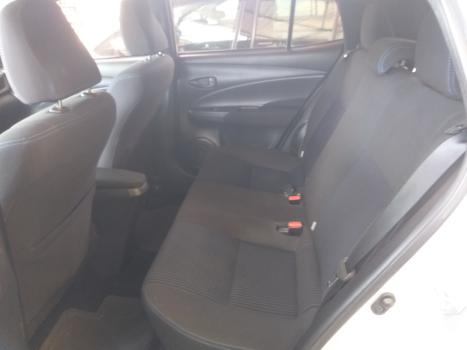 TOYOTA Yaris Hatch 1.3 16V 4P FLEX XL MULTIDRIVE AUTOMTICO CVT, Foto 6