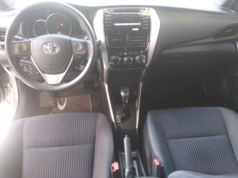 TOYOTA Yaris Hatch 1.3 16V 4P FLEX XL MULTIDRIVE AUTOMTICO CVT, Foto 7