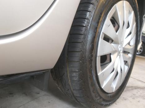 TOYOTA Yaris Hatch 1.3 16V 4P FLEX XL MULTIDRIVE AUTOMTICO CVT, Foto 19