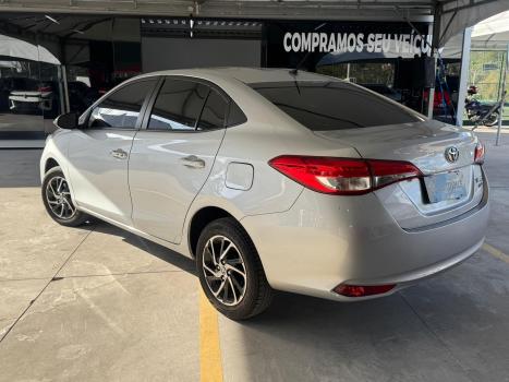 TOYOTA Yaris Sedan 1.5 16V 4P FLEX XLS MULTIDRIVE AUTOMTICO CVT, Foto 2
