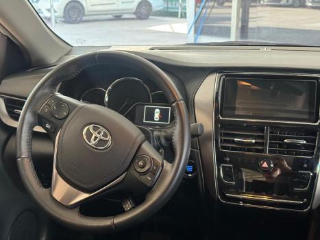 TOYOTA Yaris Sedan 1.5 16V 4P FLEX XLS MULTIDRIVE AUTOMTICO CVT, Foto 6
