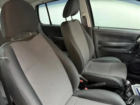 VOLKSWAGEN Fox 1.0 PLUS FLEX, Foto 16