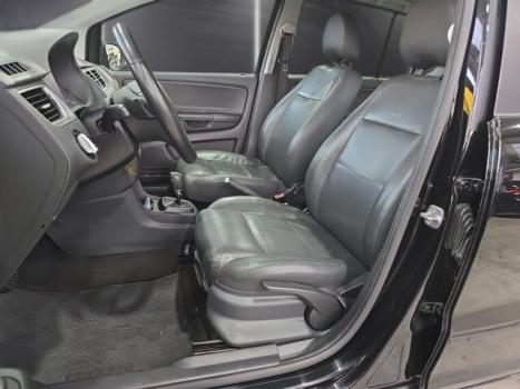 VOLKSWAGEN Fox 1.6 4P, Foto 8