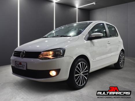 VOLKSWAGEN Fox 1.6 4P, Foto 4