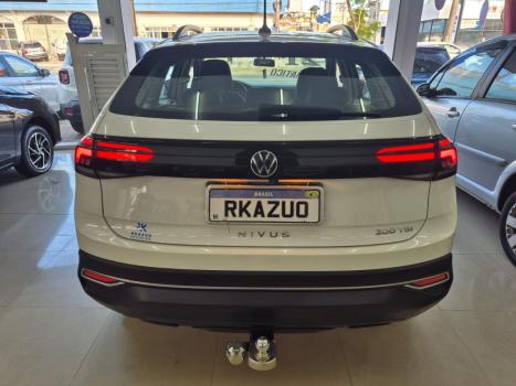 VOLKSWAGEN Nivus 1.0 4P FLEX 200 TSI COMFORTLINE TURBO AUTOMTICO, Foto 9