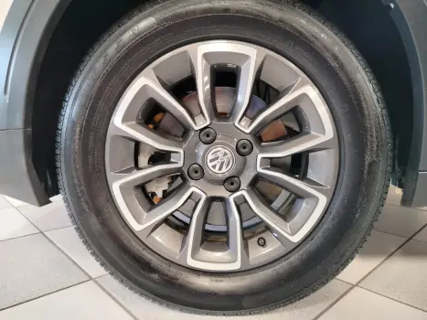 VOLKSWAGEN Saveiro 1.6 16V G6 CROSS CABINE DUPLA FLEX, Foto 9