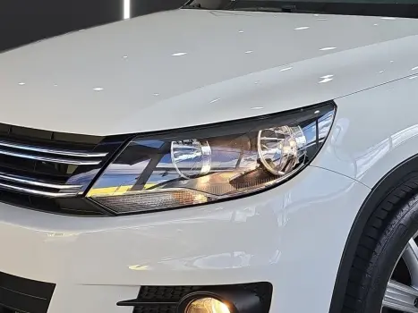 VOLKSWAGEN Tiguan 2.0 16V 4P TSI 4WD TURBO AUTOMTICO, Foto 8