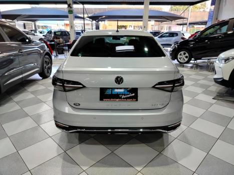 VOLKSWAGEN Virtus 1.0 4P 200 TSI FLEX COMFORTLINE AUTOMTICO, Foto 4