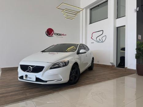 VOLVO V40 2.0 4P T4 KINETIC TURBO AUTOMTICO, Foto 3