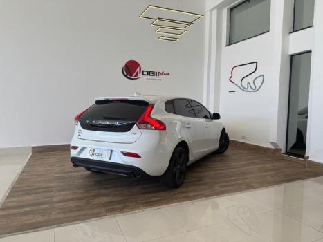 VOLVO V40 2.0 4P T4 KINETIC TURBO AUTOMTICO, Foto 6