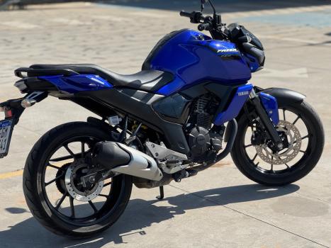 YAMAHA Fazer YS 150 ED, Foto 5