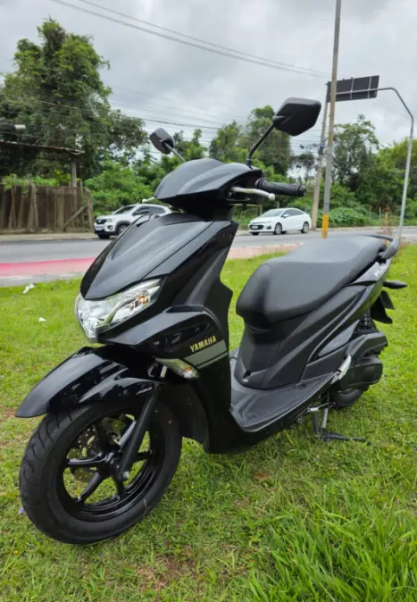 YAMAHA Fluo 125 ABS, Foto 5