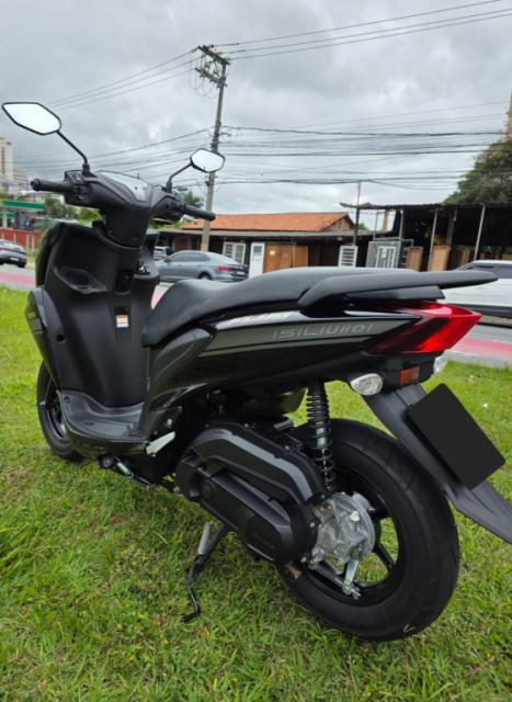YAMAHA Fluo 125 ABS, Foto 6