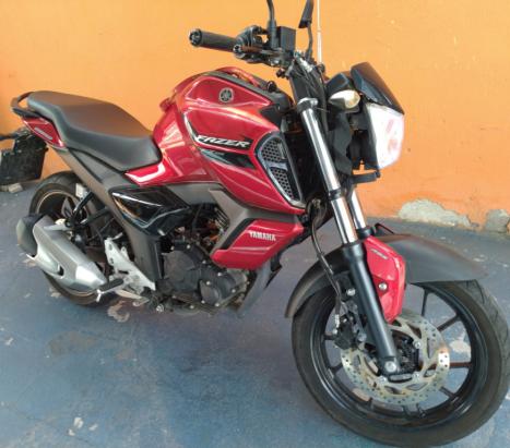 YAMAHA FZ 15 Fazer ABS, Foto 13