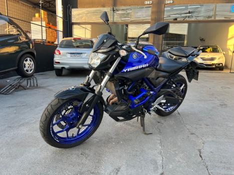 YAMAHA MT-03 300 ABS, Foto 12