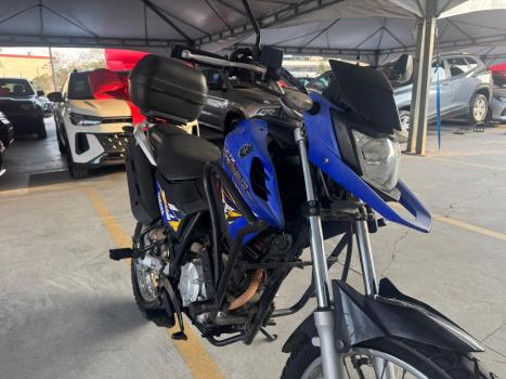 YAMAHA XTZ 125 E, Foto 2