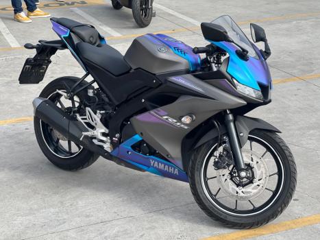 YAMAHA YZF R15 150 ABS, Foto 1