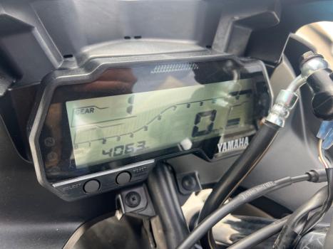 YAMAHA YZF R15 150 ABS, Foto 12