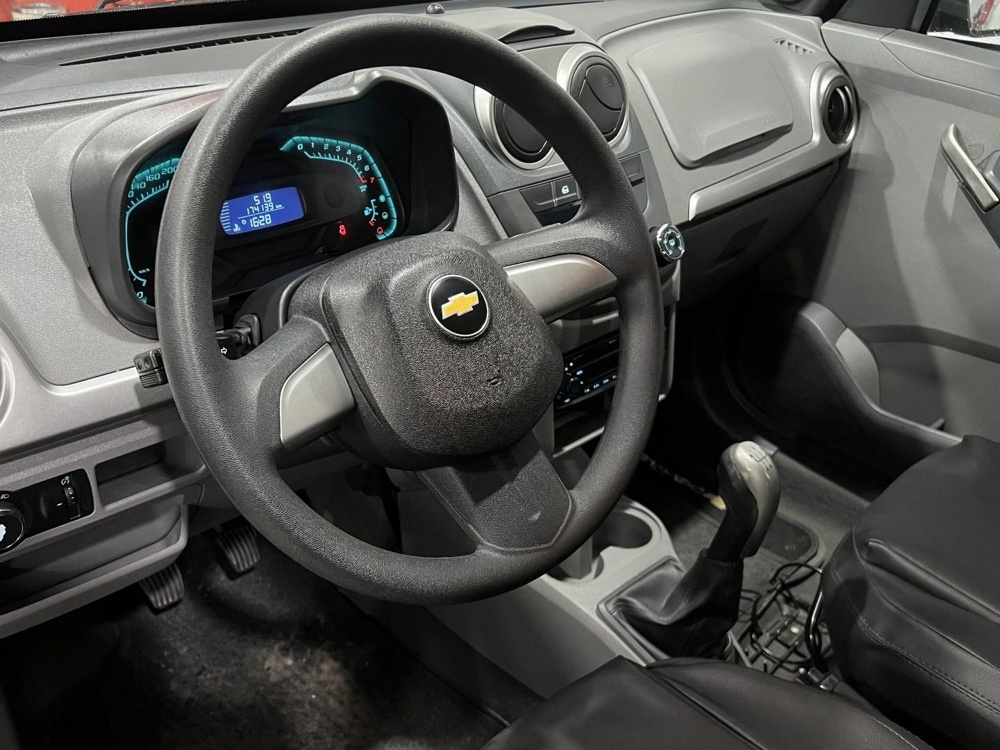 CHEVROLET Agile - Foto