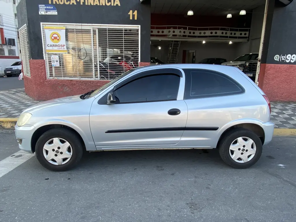 CHEVROLET Celta - Foto