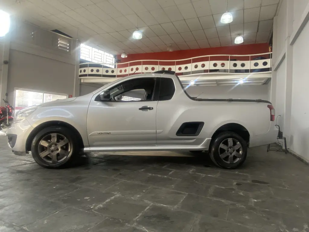 CHEVROLET Montana - Foto