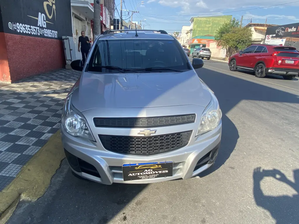 CHEVROLET Montana - Foto