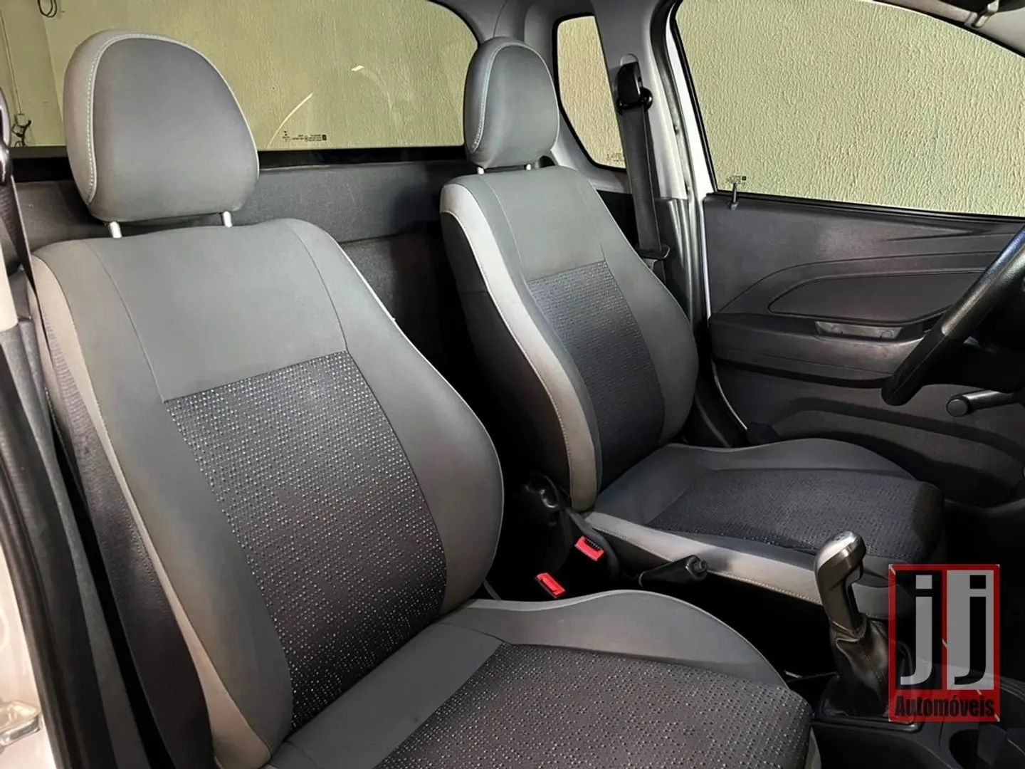 CHEVROLET Montana - Foto