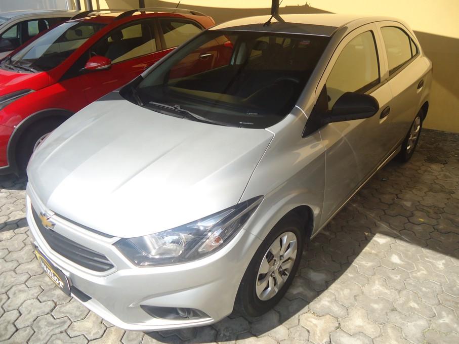 CHEVROLET Onix Hatch - Foto