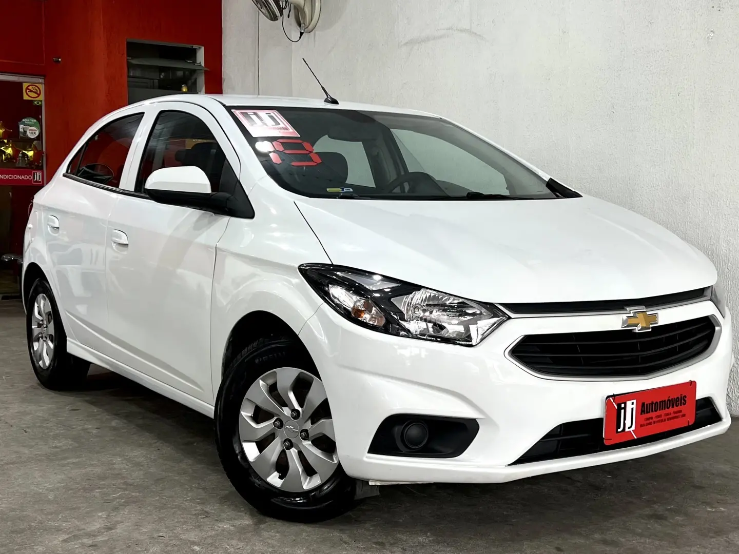 CHEVROLET Onix Hatch