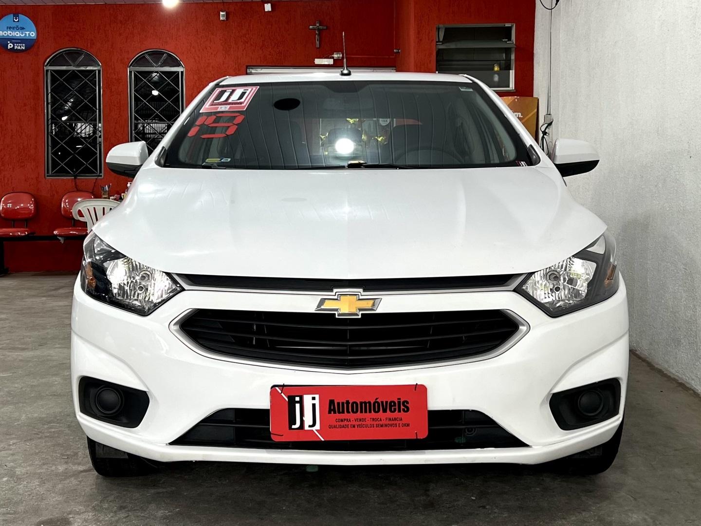CHEVROLET Onix Hatch - Foto