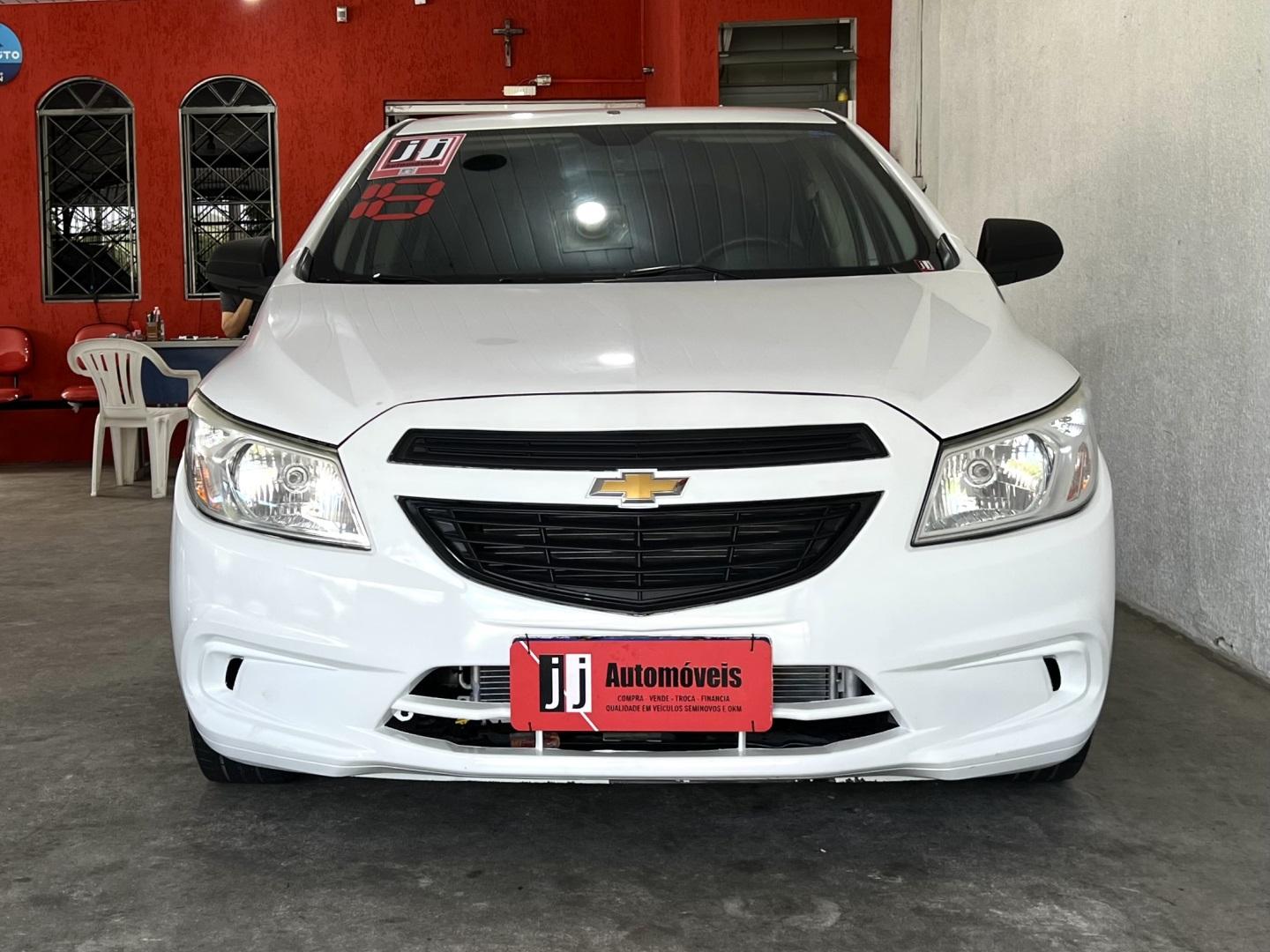 CHEVROLET Onix Hatch - Foto