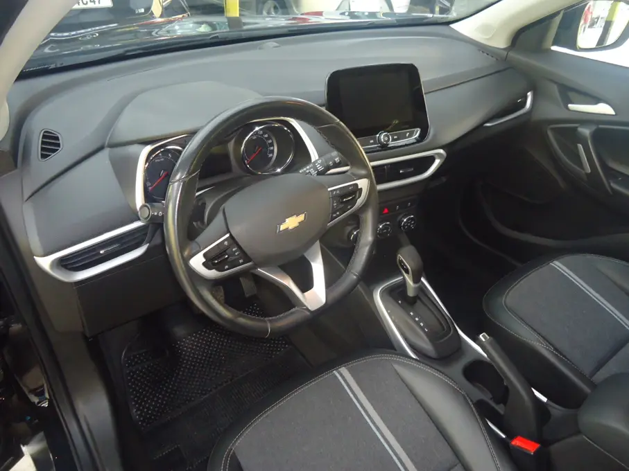 CHEVROLET Tracker - Foto