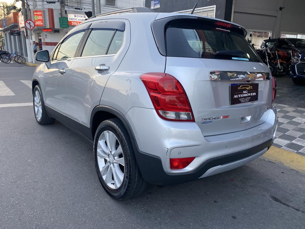 CHEVROLET Tracker - Foto