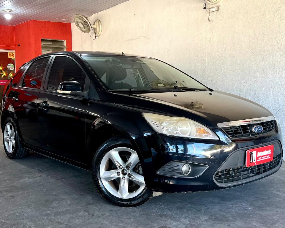FORD Focus Hatch