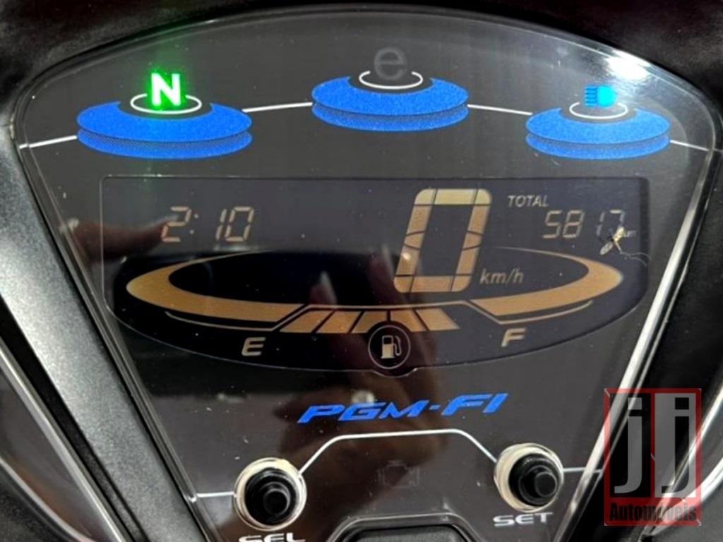 HONDA Biz 125 - Foto